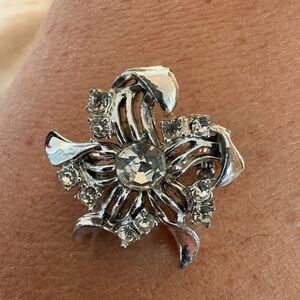 Vintage brooch with large rhinestone - MINT - from 1970’s